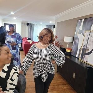 Meet your Posher, Lynese